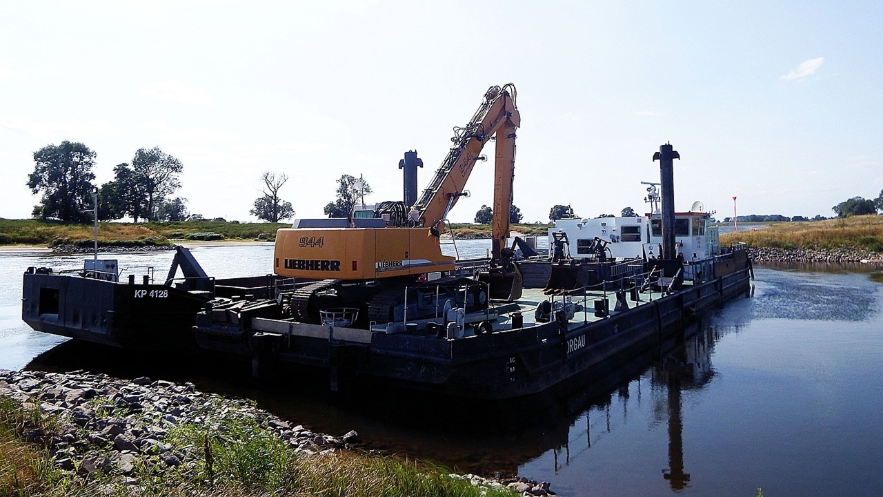 Dredging and Desilting in the Philippines Prevent Flooding